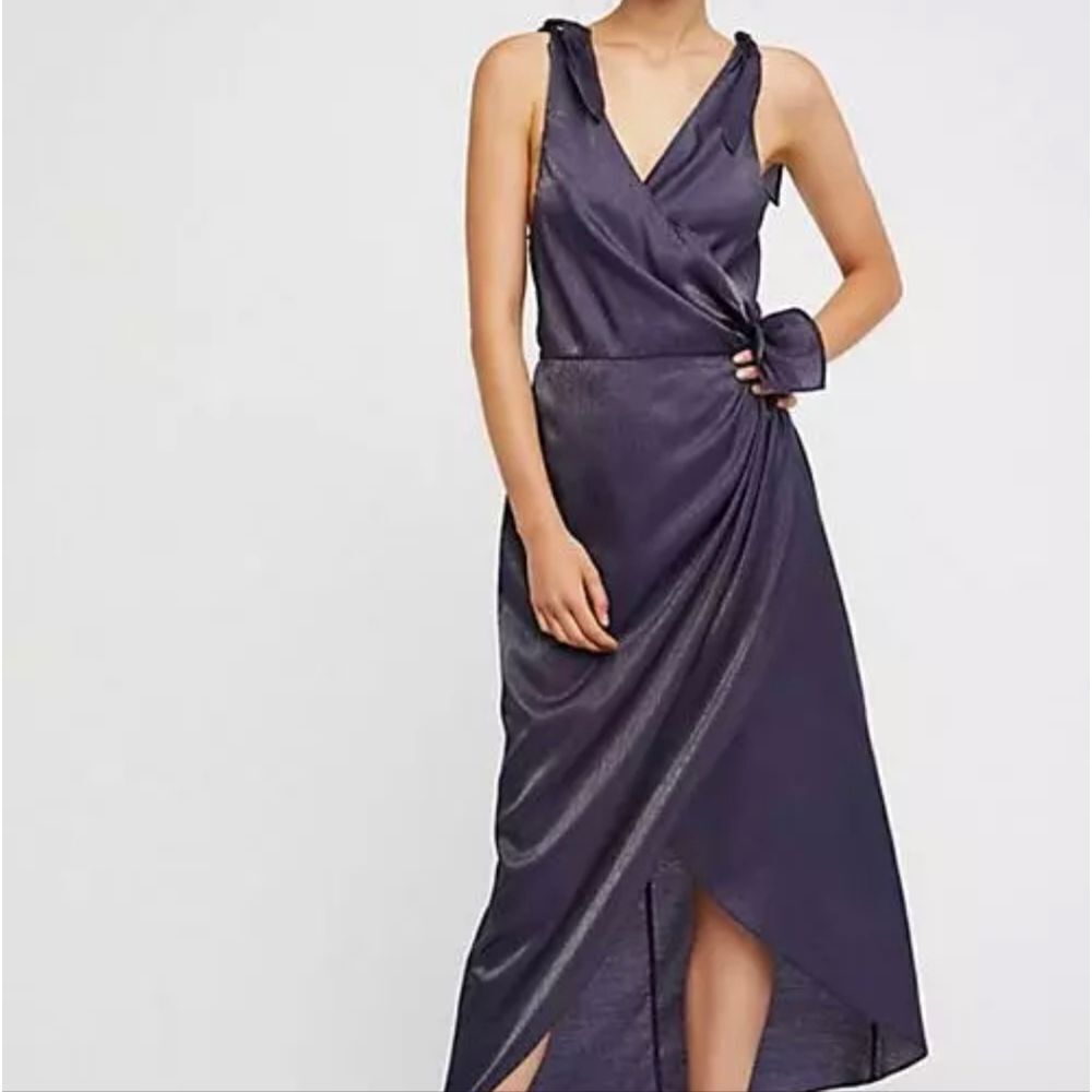 Free People Swipe Right Dress‎ women's size XS navy blue shimmer wrap midi belt